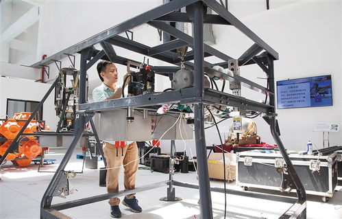 三亞深?？萍纪黄?天花板